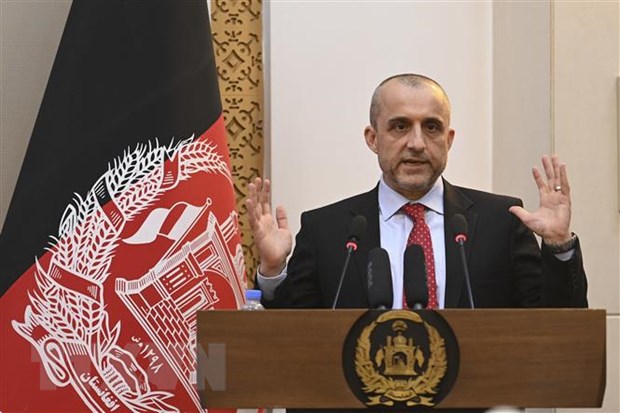 Phó Tổng thống Afghanistan Amrullah Saleh trong cuộc họp báo tại Kabul ngày 4/8. (Ảnh: AFP/TTXVN)