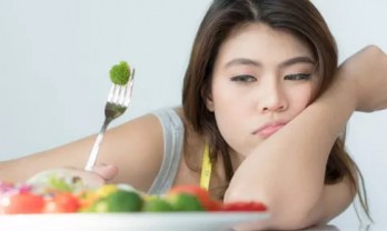 Rối loạn ăn uống ở tuổi teen, cha mẹ không thể chủ quan Rối loạn ăn uống ở tuổi teen, cha mẹ không thể chủ quan