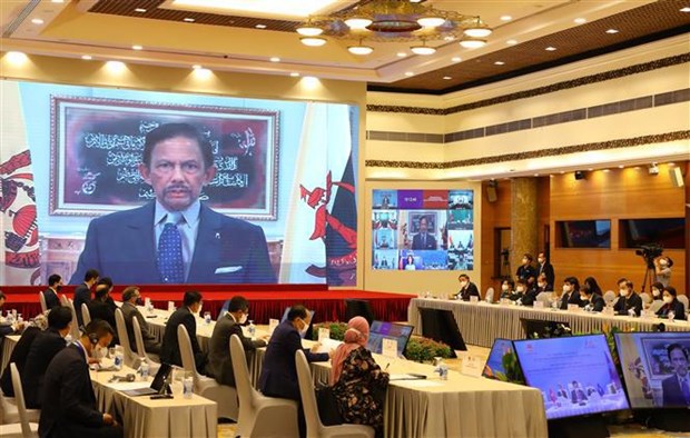 NA Chairman Vuong Dinh Hue attends AIPA-42 opening ceremony Bruneian Sultan Haji Hassanal Bolkiah addresses the AIPA-42 opening ceremony via videoconference on August 23 morning (Photo: VNA)