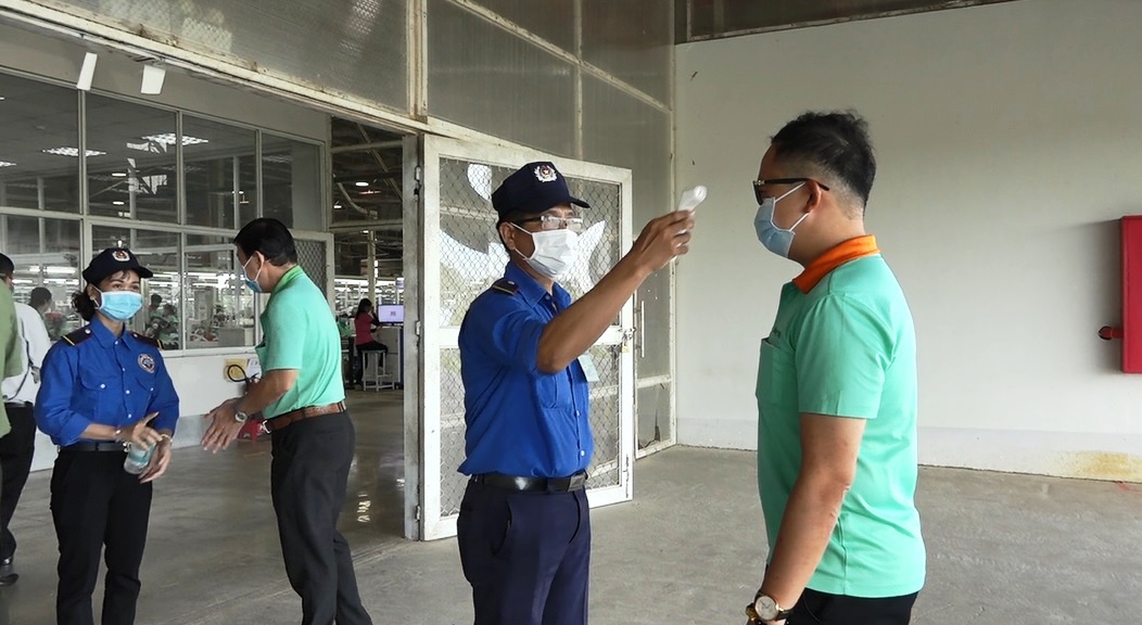 Hàng trăm doanh nghiệp duy trì “3 tại chỗ” Tỉnh thường xuyên yêu cầu các doanh nghiệp thực hiện tốt công tác phòng, chống dịch Covid-19