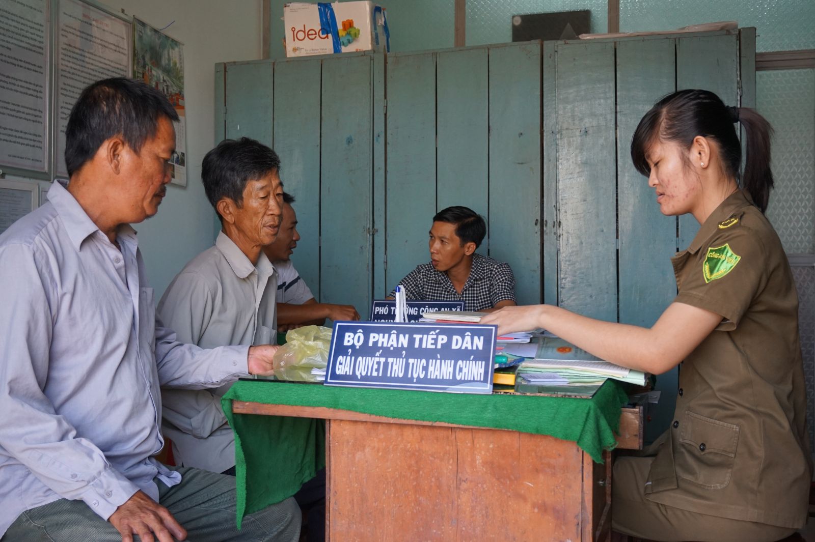 Tiếp công dân nhằm nắm bắt tâm tư, nguyện vọng, giải quyết kịp thời các bức xúc, góp phần hạn chế phát sinh tham nhũng (Ảnh tư liệu)