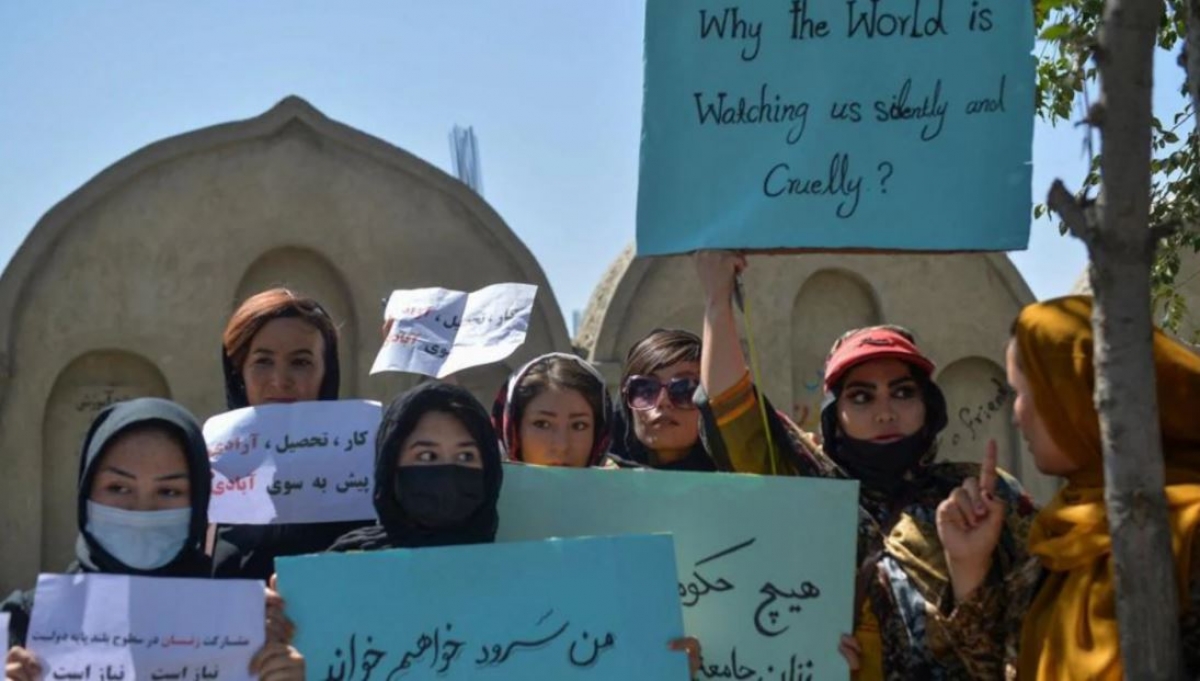 Người phát ngôn Taliban cho biết, những cuộc biểu tình của phụ nữ trên đường phố không đại diện cho phụ nữ Afghanistan. Ảnh: Hindu Times