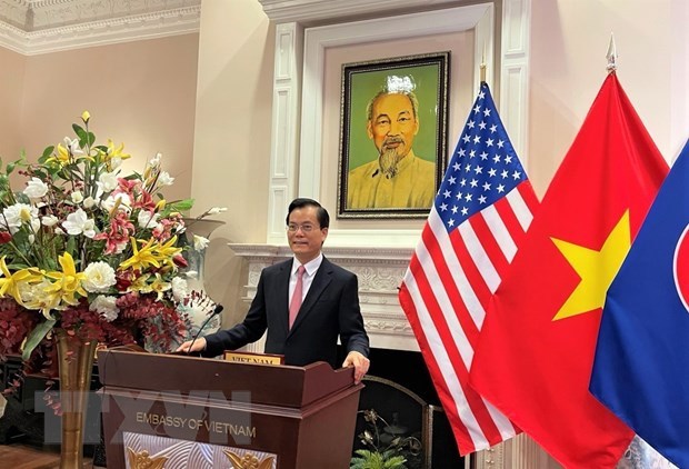 Vietnam - US mutual support in COVID-19 fight wins high appreciation Vietnamese Ambassador Ha Kim Ngoc addresses the virtual ceremony (Photo: VNA)