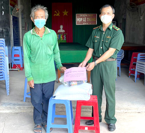 Bộ đội Biên phòng chung sức xây dựng nông thôn mới