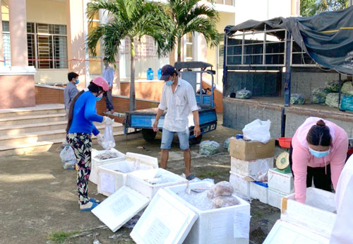 Đẩy mạnh xúc tiến thương mại, kết nối cung - cầu tiêu thụ hàng hóa