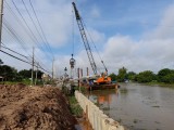 Tân Thạnh khởi công xây dựng công trình Bờ kè thị trấn với kinh phí trên 309 tỉ đồng