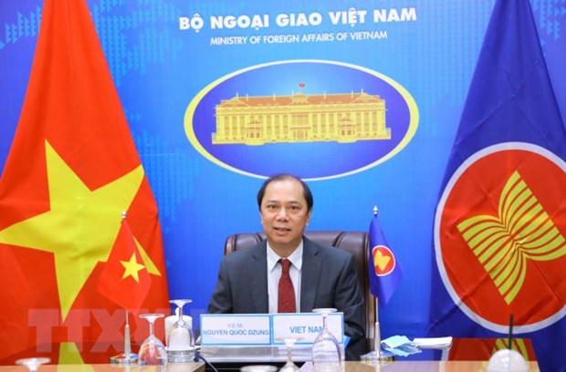 Thứ trưởng Bộ Ngoại giao Nguyễn Quốc Dũng, Trưởng SOM ASEAN Việt Nam phát biểu tại Hội nghị. (Ảnh: Nguyễn Điệp/TTXVN)