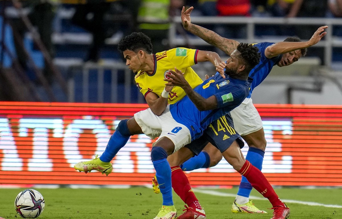 Vòng loại World Cup: Brazil đứt mạch toàn thắng, Argentia hạ Uruguay