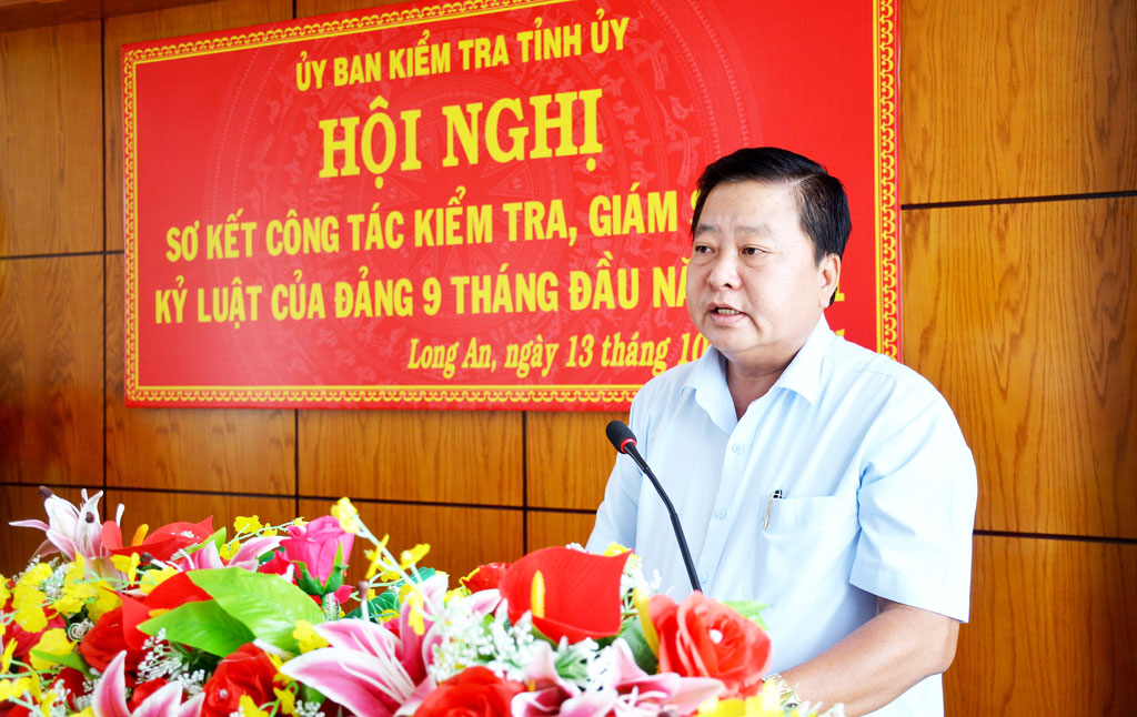 Không có vùng cấm, ngoại lệ, không nhẹ trên, nặng dưới để giữ vững kỷ luật, kỷ cương của Đảng