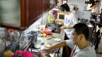 Đừng 'chết' vì những mỹ từ Đừng 'chết' vì những mỹ từ