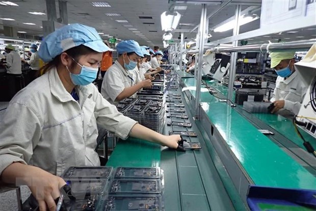 Chung sức vượt qua nghịch cảnh: Tiếp sức cho người dân và doanh nghiệp
