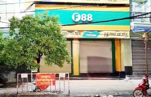Bạc Liêu: Làm lây lan dịch bệnh, trưởng phòng Công ty F88 bị bắt Chi nhánh công ty tài chính F88 - nơi phát sinh ổ dịch COVID-19 phức tạp. (Nguồn: Cand.com.vn)