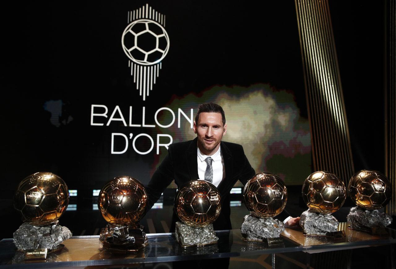 Báo chí Pháp và Ý đều dự đoán Messi nhiều khả năng đoạt danh hiệu Quả bóng vàng lần thứ 7. Ảnh AFP
