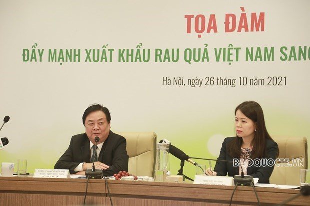 Seminar seeks to boost Vietnam’s farm produce export to EU Minister of Agriculture and Rural Development Le Minh Hoan speaks at the event (Photo: baoquocte.vn)
