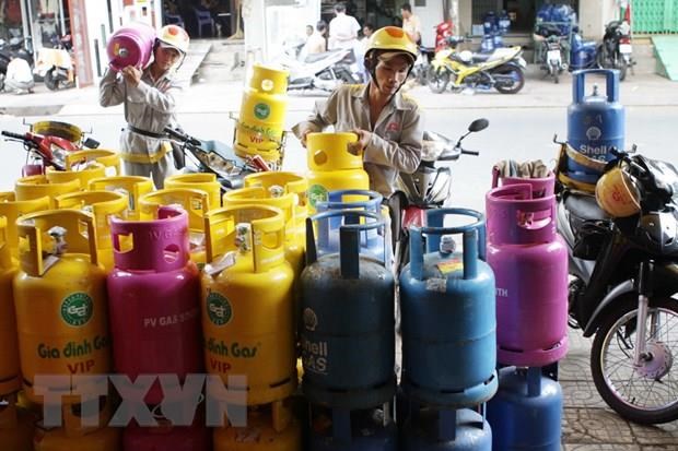 Giá gas trong nước tăng mạnh: Người tiêu dùng xoay sang dùng điện