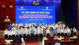 Tập đoàn VNPT trao tặng 2.687 máy tính bảng cho học sinh theo Chương trình 'Sóng và máy tính cho em' tại Long An