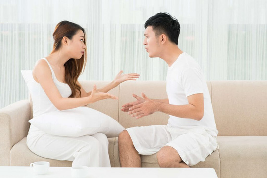 Ghen chi với ông chồng… tỉnh bơ Hoá ra anh đang làm việc với tình địch của chị. Ảnh mang tính minh họa