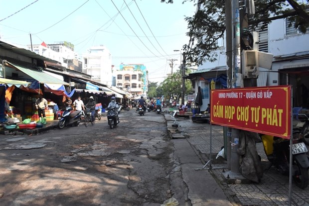 HCM City districts consider fixed areas for street vendors An area in Go Vap district where self-organised markets and street vendors are forbidden. Districts in HCM City are considering fixed spaces for street vendors to work. (Photo: sggp.org.vn)