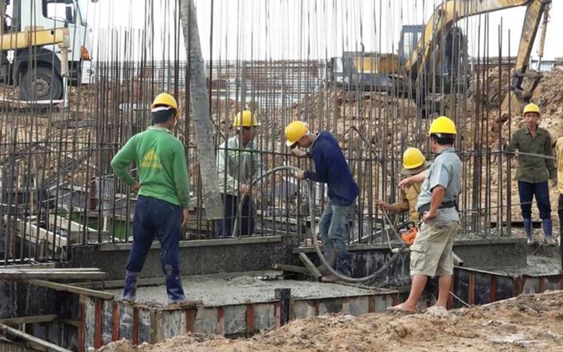 Tăng cường quản lý đầu tư xây dựng cơ bản Đầu tư xây dựng cơ bản được phân bổ nguồn vốn ngân sách chiếm tỷ lệ khá lớn hàng năm (Ảnh tư liệu)