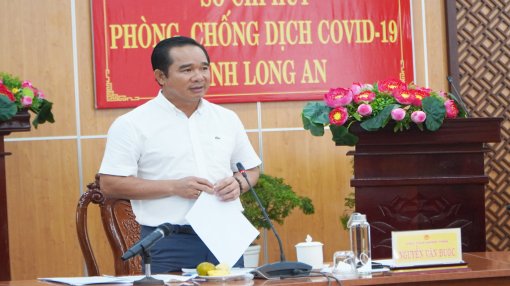 Tuyệt đối không chủ quan dù đã tiêm đủ liều vắc-xin phòng Covid-19 Tuyệt đối không chủ quan dù đã tiêm đủ liều vắc-xin phòng Covid-19
