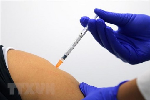 EU chấm dứt chương trình cấp phép xuất khẩu vaccine COVID-19 EU chấm dứt chương trình cấp phép xuất khẩu vaccine COVID-19