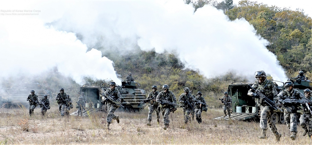 Thủy quân Lục chiến Hàn Quốc trách nhiệm về các chiến dịch đổ bộ, và cũng có chức năng như một lực lượng phản ứng nhanh và lực lượng dự bị chiến lược. Nguồn: wikipedia.org