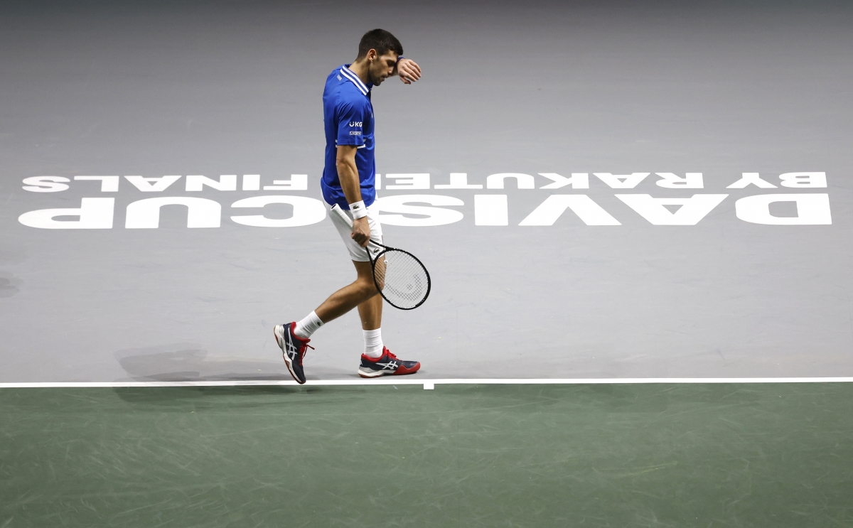 Những nỗ lực của Djokovic là không đủ để giúp ĐT quần vợt Serbia vào chung kết Davis Cup 2021. (Ảnh: Reuters). 