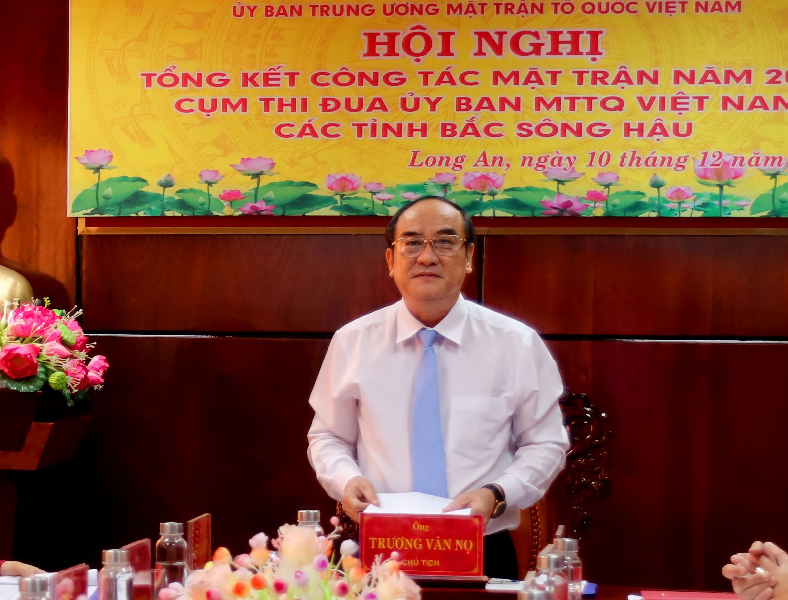 Mặt trận Tổ quốc Việt Nam tỉnh Long An được đề nghị tặng cờ thi đua xuất sắc toàn diện năm 2021
