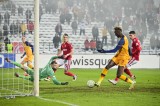 Conference League: Thầy trò Mourinho bất ngờ chiếm ngôi nhất bảng