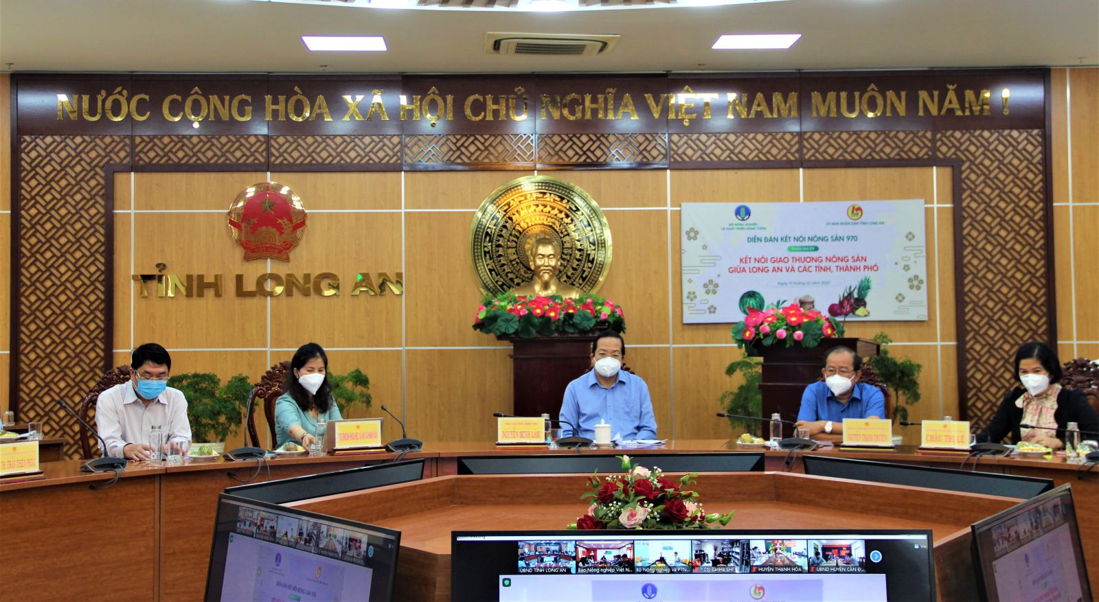 Agricultural product connected trade between Long An and provinces, cities Forum to connect agricultural products between Long An province and other provinces, cities