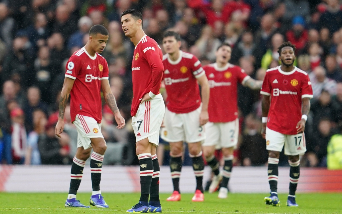 19 thành viên mắc Covid-19, MU có thể xin hoãn trận gặp Brighton