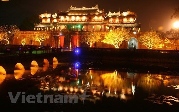 The Hue Imperial Citadel at night. (Photo: VNA)