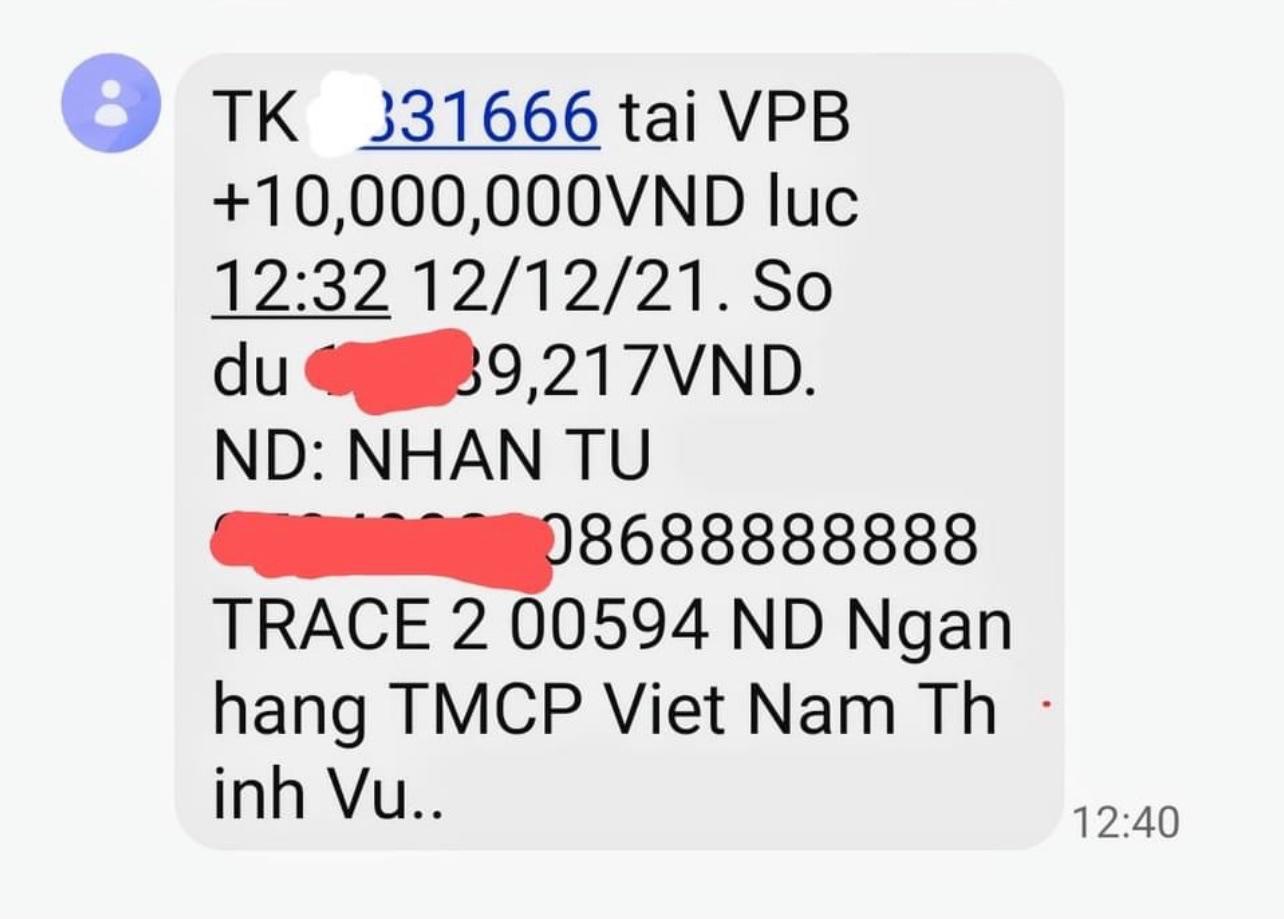 Người đàn ông mất sạch tiền trong tài khoản khi trả lại 2 triệu tiền 'chuyển nhầm' Tuyệt đối không xử lý số tiền chuyển nhầm vào tài khoản mình một cách vội vã. Ảnh CÔNG AN HÀ NỘI