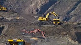 Indonesia bans coal export in January Indonesia bans coal export in January