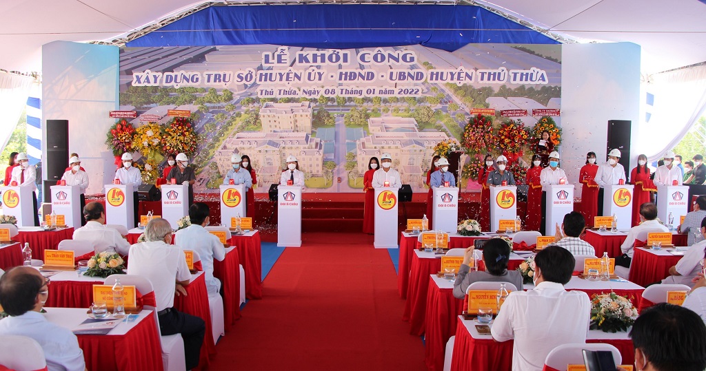 Headquarters of Thu Thua District Party Committee - People's Council - People's Committee inaugurated to construct Commencement of construction of the headquarters of the Party Committee - People's Council - People's Committee of Thu Thua District