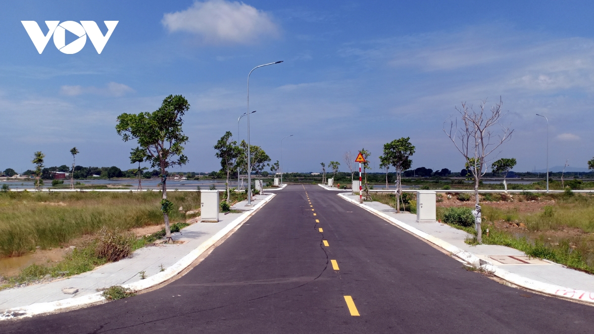 Trong phạm vi cách Hà Nội 50km, giá rao bán đất nền miền Bắc đều ghi nhận tăng mạnh.