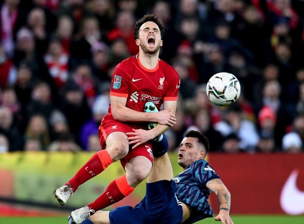 Chơi thiếu người, Arsenal vẫn cầm hòa Liverpool tại Anfield