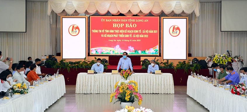 In 2022, Long An strives for economic growth rate of 6.5 – 7 percent Scene of the press conference