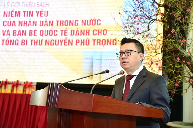 Ra mắt cuốn sách niềm tin của bạn bè quốc tế dành cho Tổng Bí thư