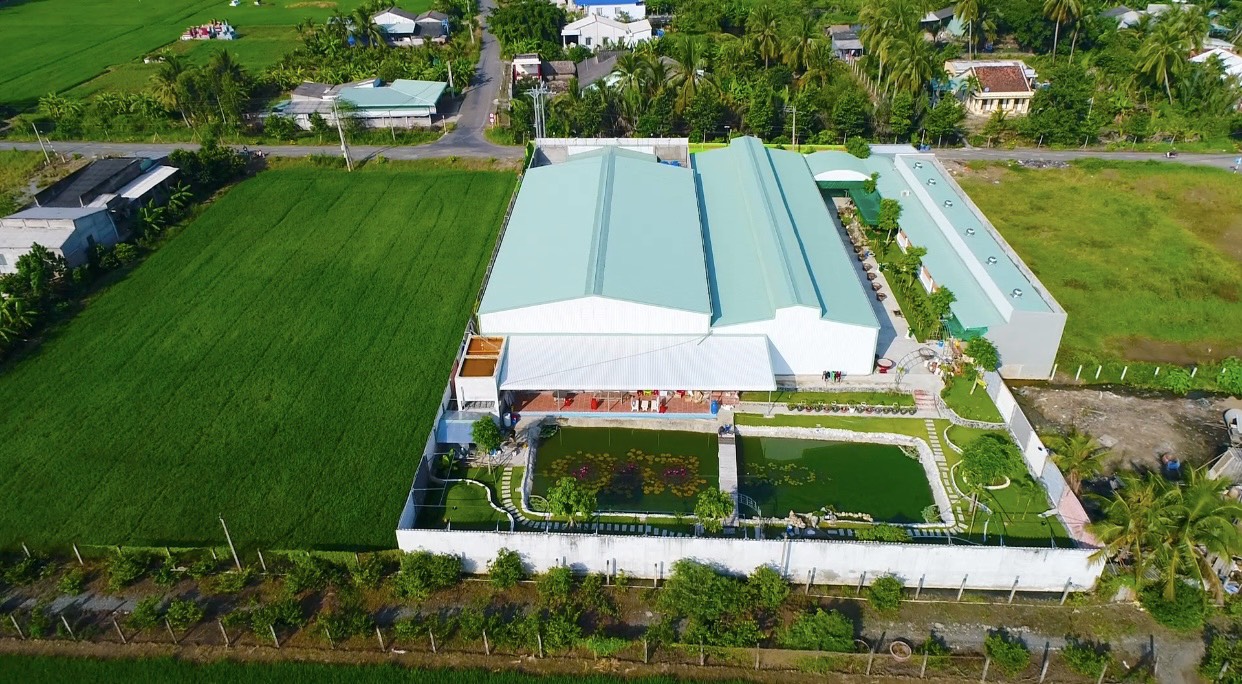 Nhà máy sản xuất mỹ phẩm Kachi-H đồng hành với phái đẹp