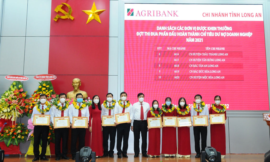 Agribank Chi nhánh tỉnh Long An triển khai nhiệm vụ kinh doanh năm 2022