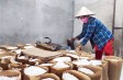 Những người giữ nghề bột truyền thống Long Sơn
