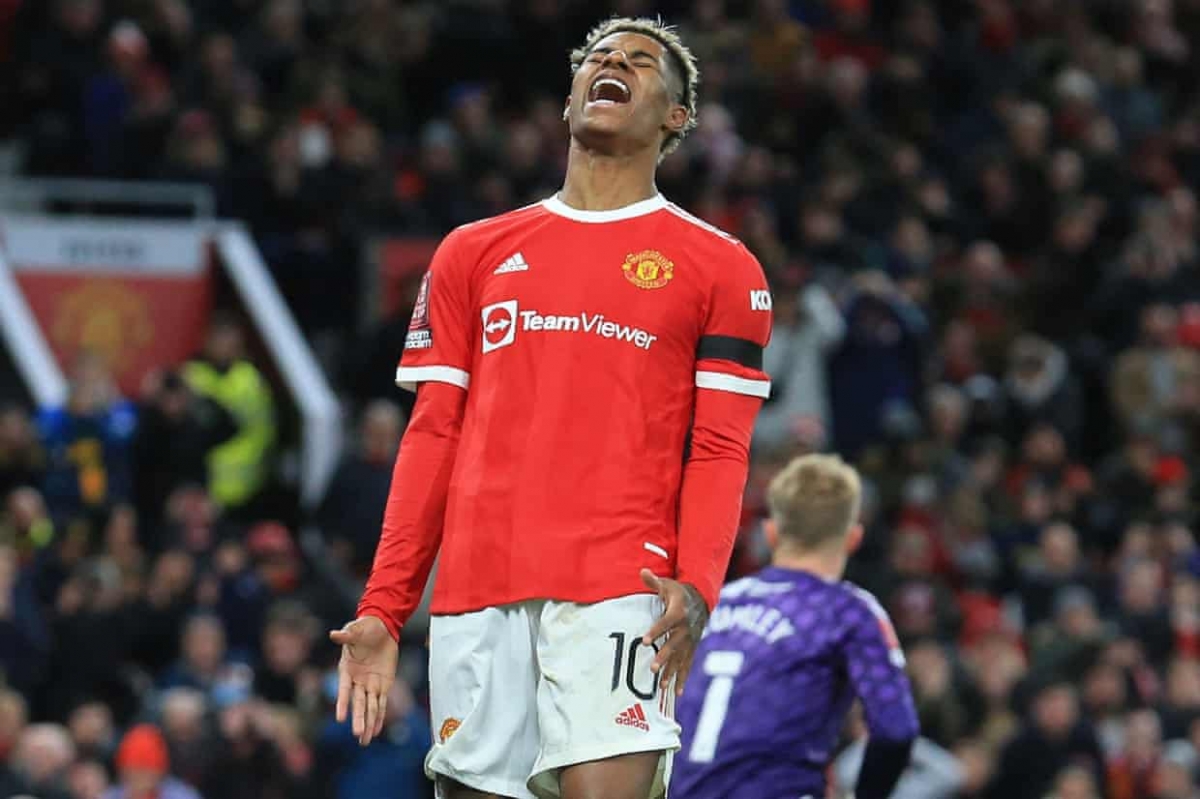 Marcus Rashford bị từ chối bàn thắng vì lỗi việt vị ở phút 30. (Ảnh: Getty)