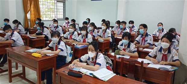All the 63 cities and provinces in the country have plans to reopen schools within this month. (Photo: VNA)
