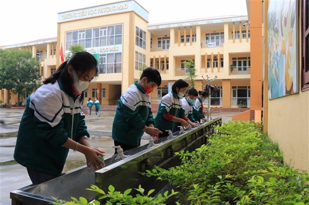Chăm sóc sức khỏe học đường - vì tương lai một Việt Nam khỏe mạnh