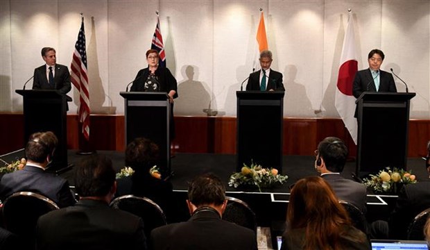 The Quad commits to ensuring freedom of navigation in East Sea, East China Sea From left: US Secretary of State Antony Blinken, Australian Foreign Minister (FM) Marise Payne, Indian FM Subrahmanyam Jaishankar and Japanese FM Yoshimasa Hayashi at a press conference in Melbourne, Australia on February 11, 2022. (Photo: AFP/VNA)