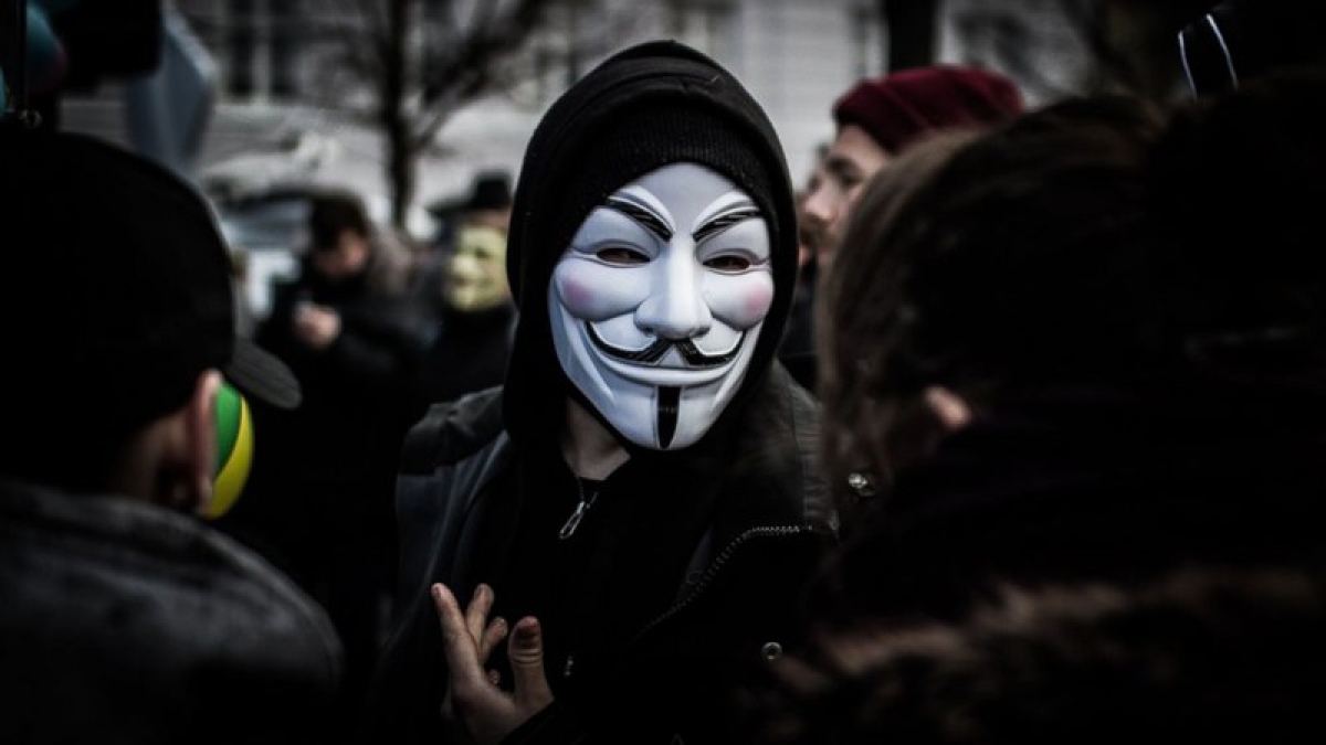 Nhóm Hacker Khét Tiếng Anonymous Tuyên Chiến Với Nga - Báo Long An Online