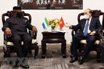 President of Sierra Leone begins official visit to Vietnam President of Sierra Leone begins official visit to Vietnam