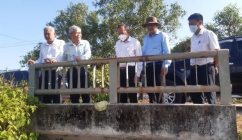 Khảo sát các công trình thủy lợi, giao thông tại huyện Châu Thành