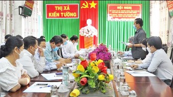 Sở Thông tin và Truyền thông làm việc với thị xã Kiến Tường về chuyển đổi số Sở Thông tin và Truyền thông làm việc với thị xã Kiến Tường về chuyển đổi số